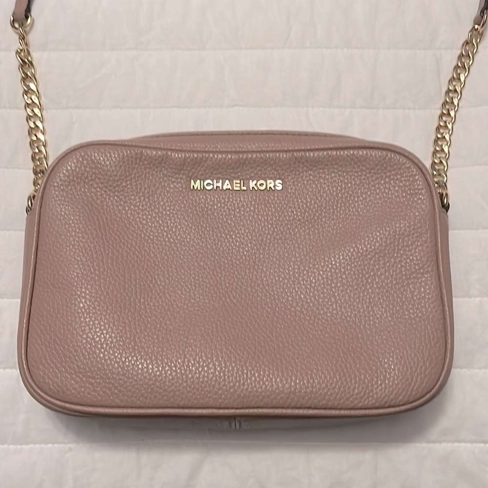 Michael Kors Jet Set crossbody purse.
